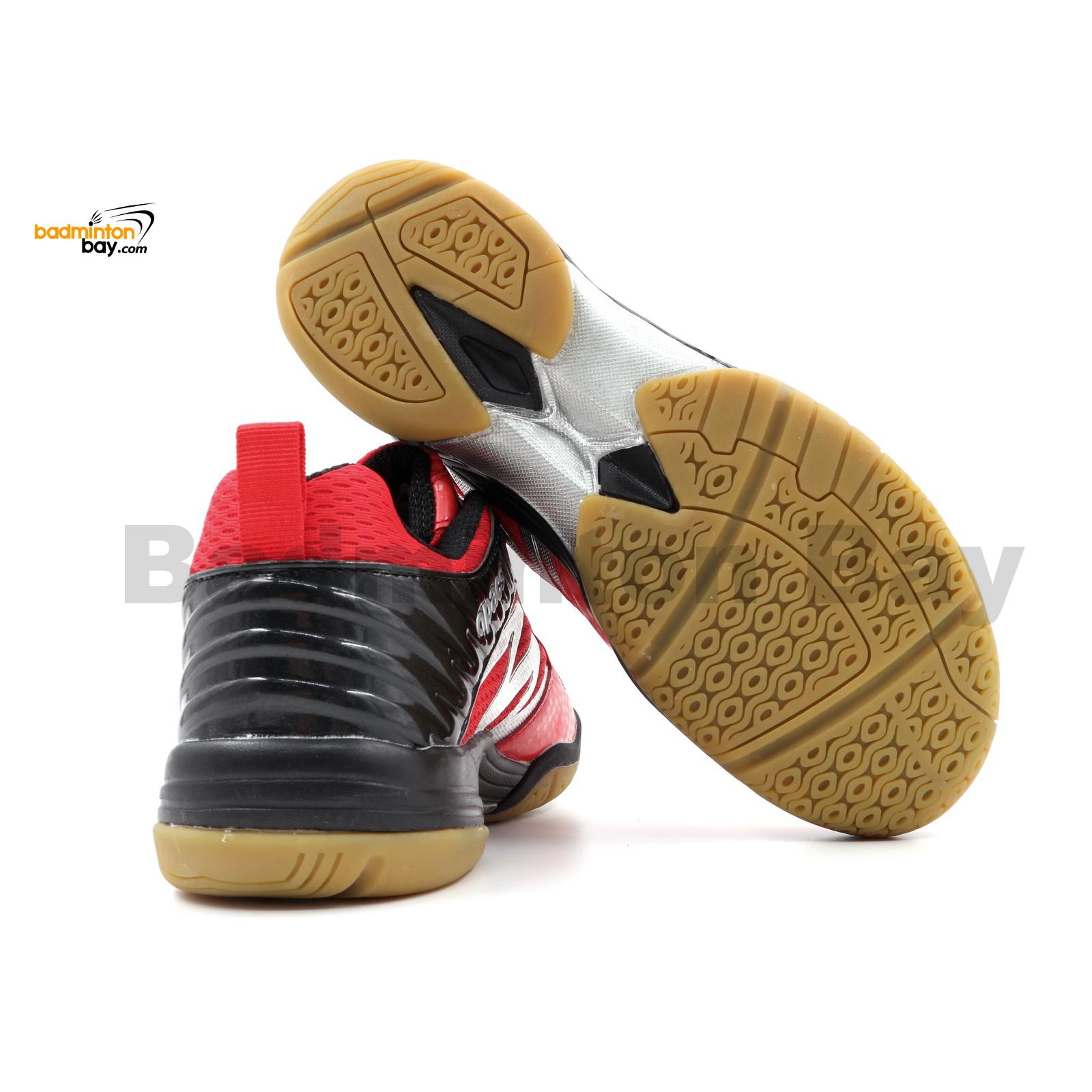 apacs badminton shoes price