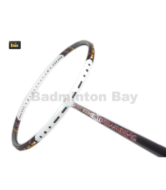 Apacs Tweet 8000 International Badminton Racket (3U)