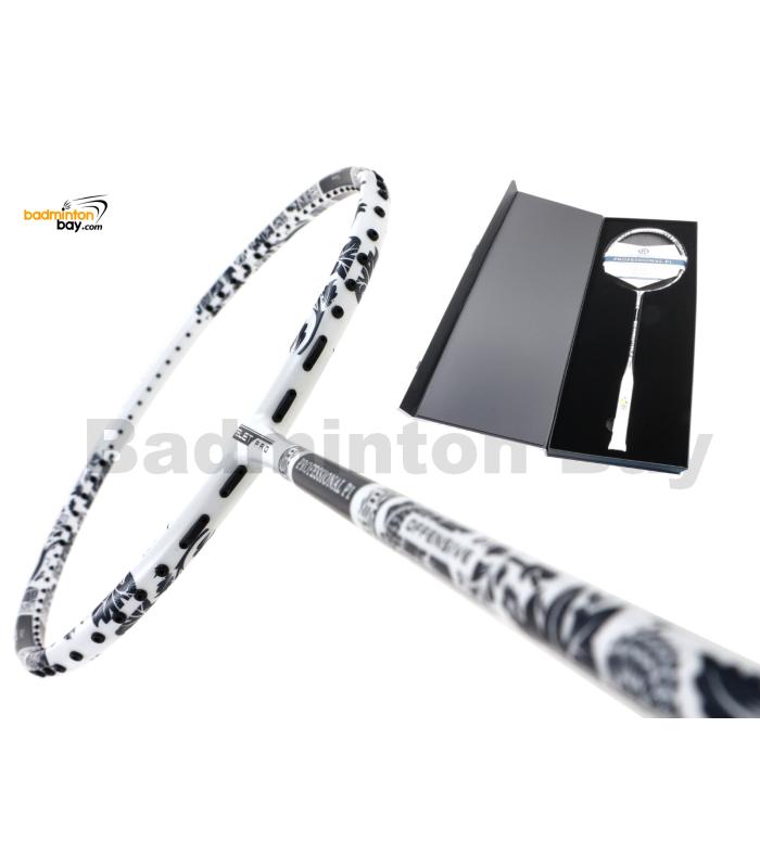 Felet Professional P1 Pro White With Collector Box Badminton Racket (4U-G1) Felet Professional P1 Pro White With Collector Box Badminton Racket (4U-G1)